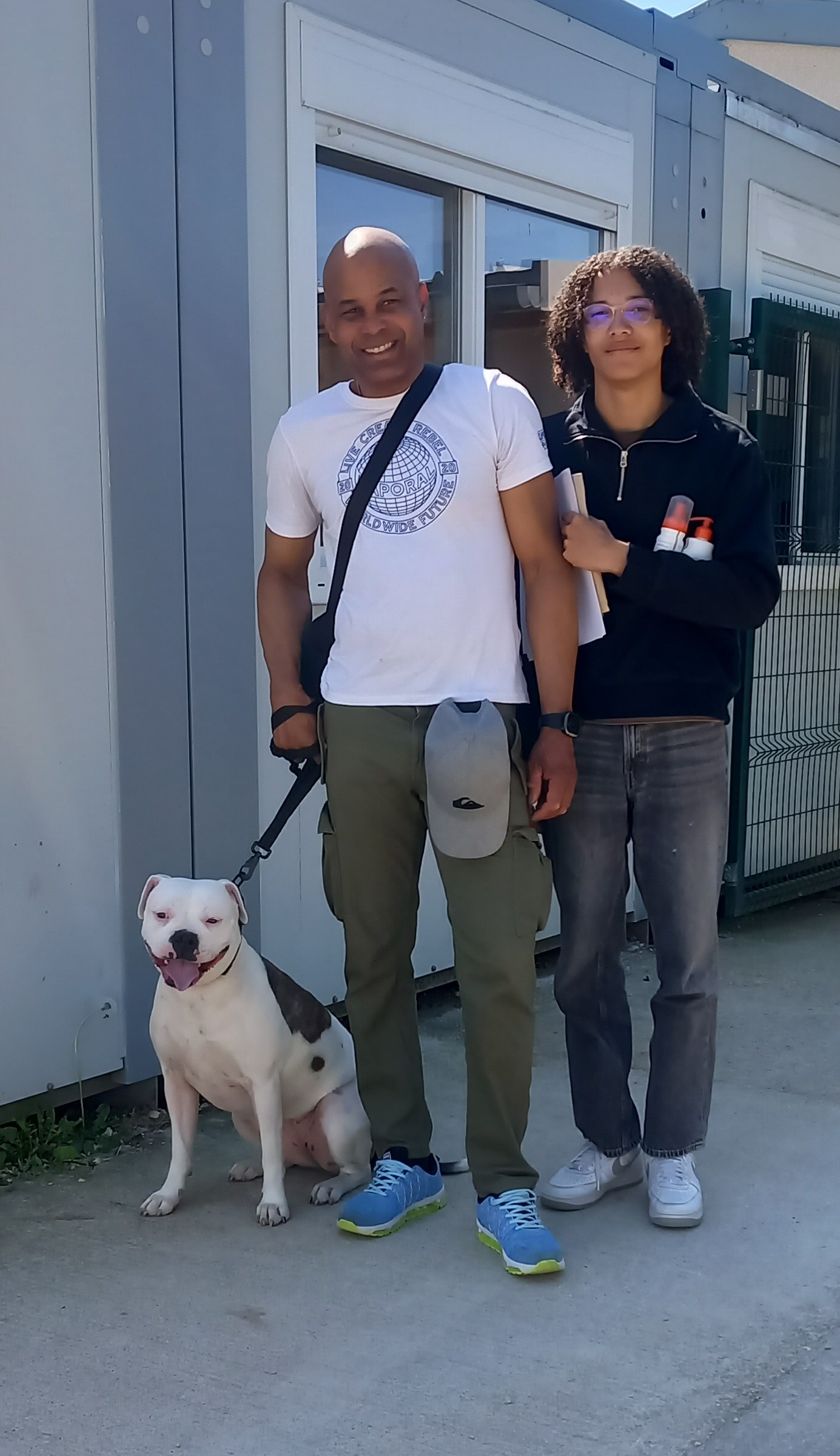 Départ de Tiya (voir rubr vidéo).