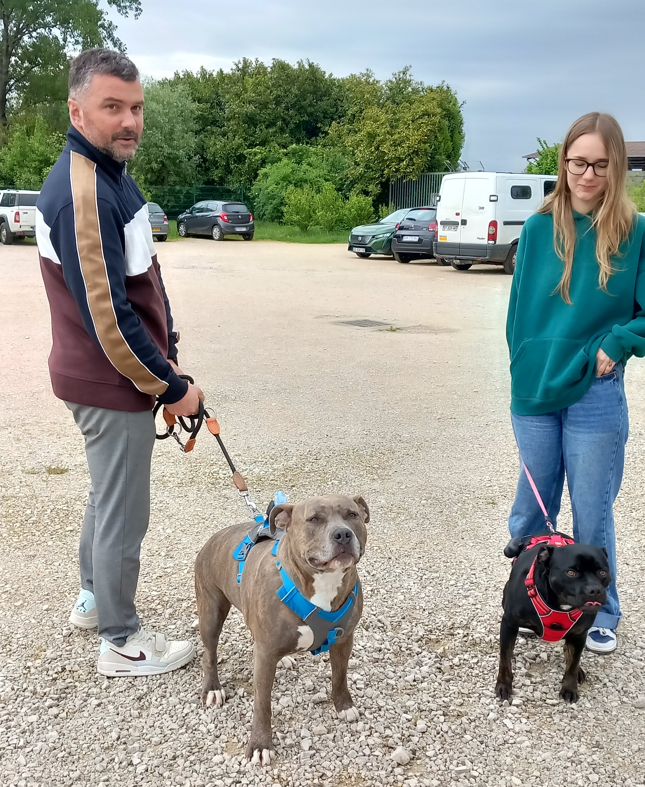 Visite de Tesko et sa jolie copine.